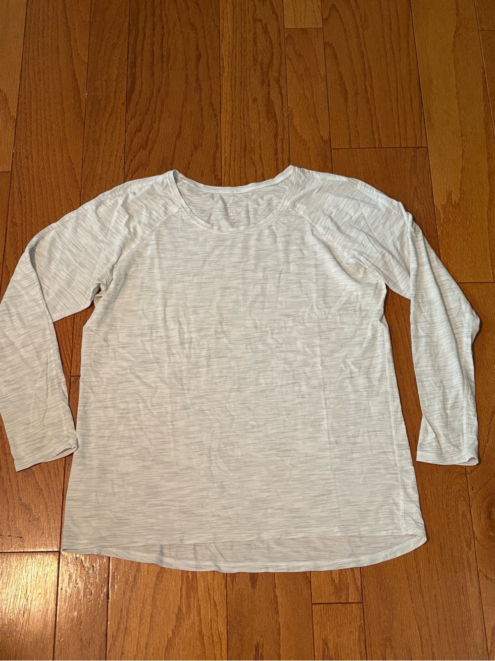 Lululemon Light Gray Heathered Long Sleeve Crewneck Top